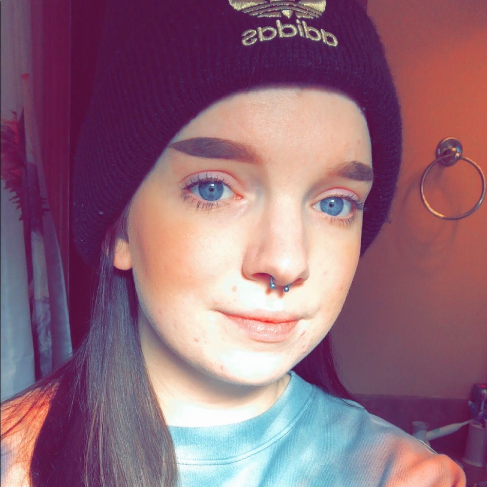Meet your Posher, Hannah